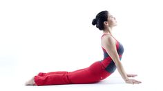 Posiciones de yoga para principiantes: Postura del bebé:  La cobra