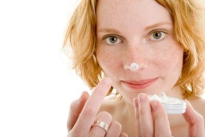 Cómo eliminar manchas en la cara 