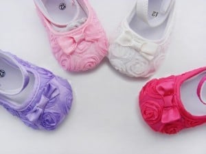 Cómo hacer zapatos para bebé