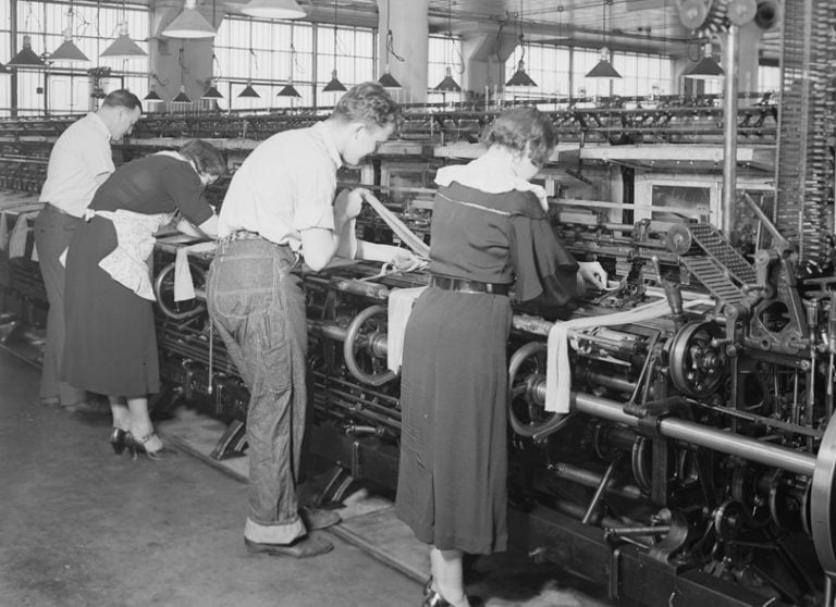 ¿Cuáles Fueron Las Etapas De La Revolución Industrial?